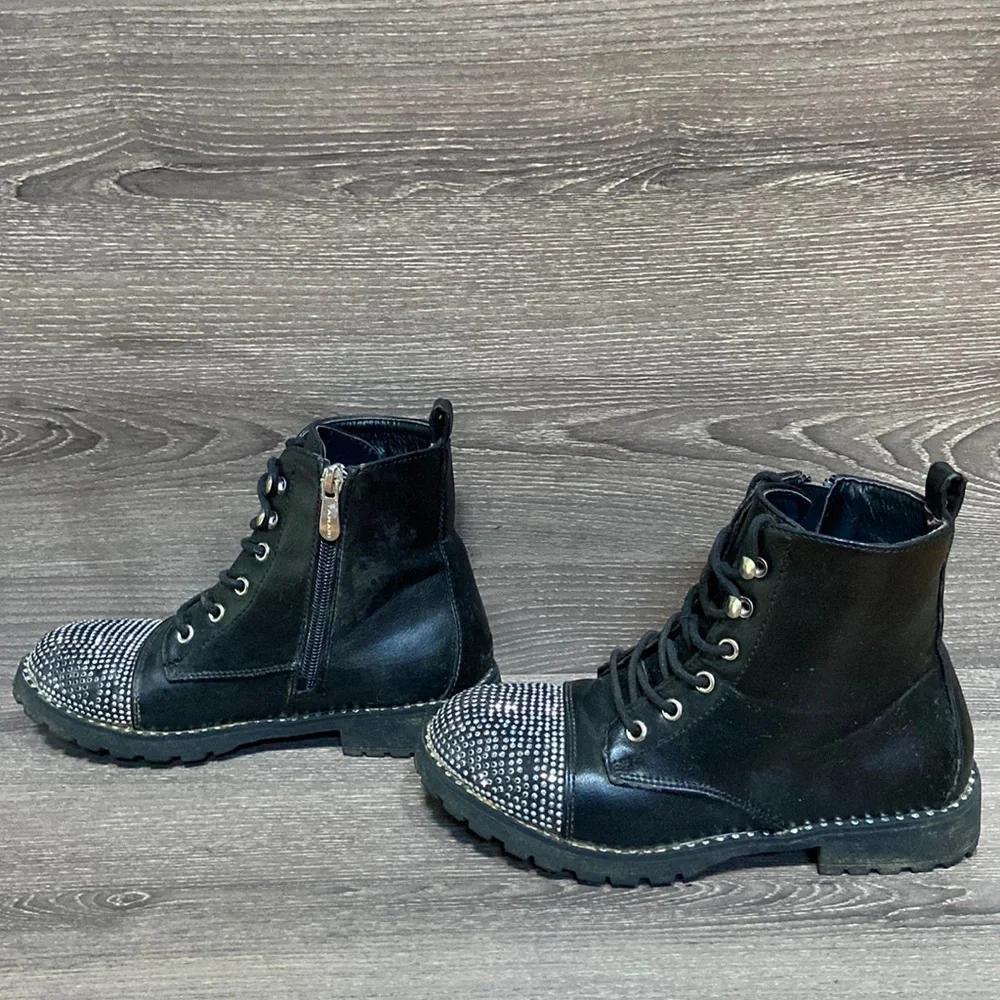 Tahari Studded Combat Boots Girls Size 2 Black Faux Leather Zip Up Side Zipper